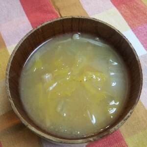 白菜とえのきの味噌汁